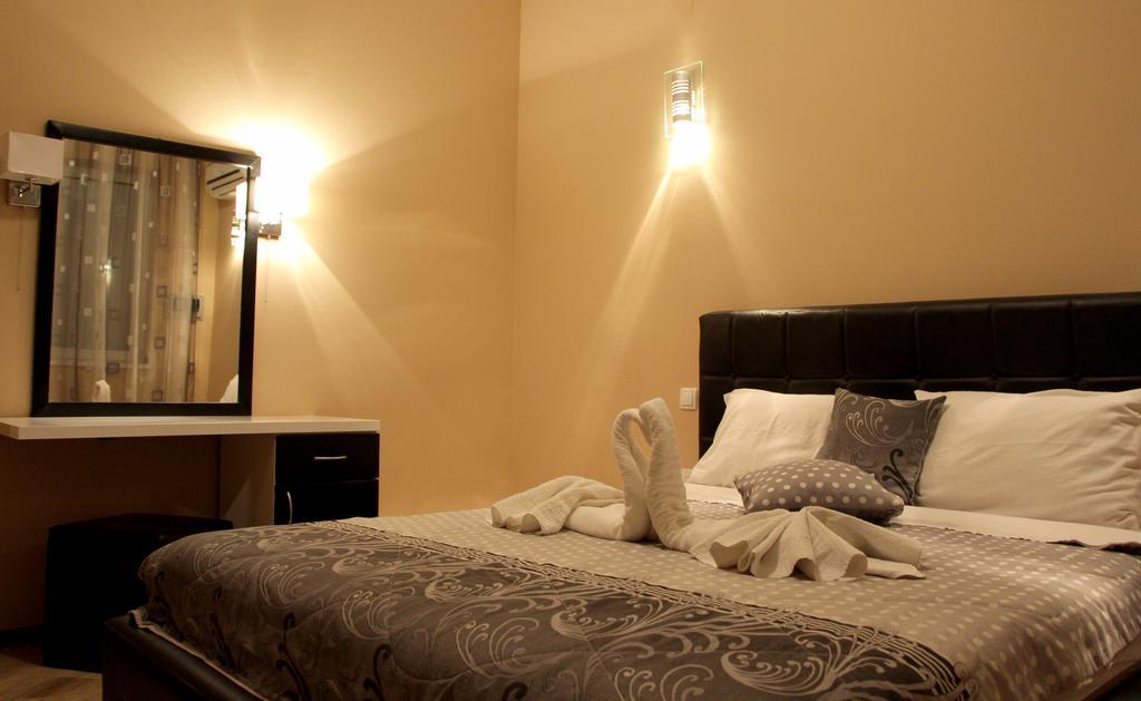 Crystal Apartments ウルツィニ エクステリア 写真
