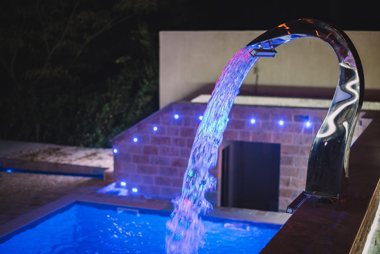 Crystal Apartments ウルツィニ エクステリア 写真