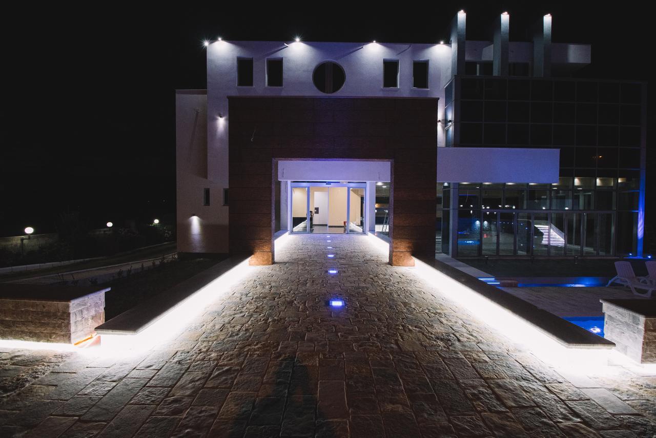 Crystal Apartments ウルツィニ エクステリア 写真