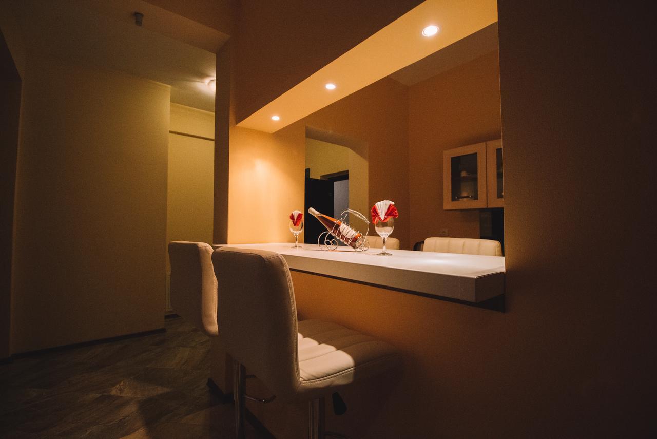 Crystal Apartments ウルツィニ エクステリア 写真