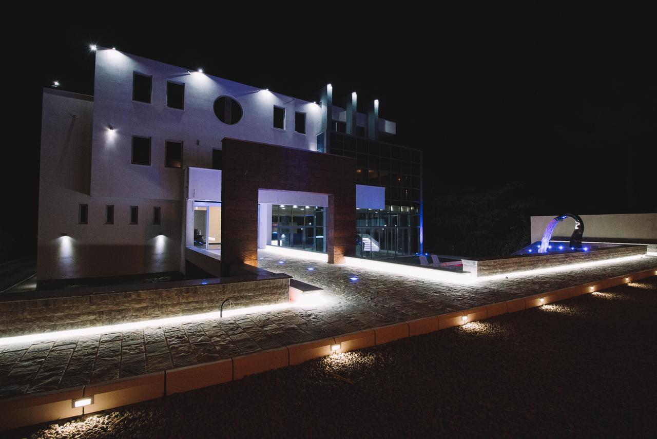 Crystal Apartments ウルツィニ エクステリア 写真