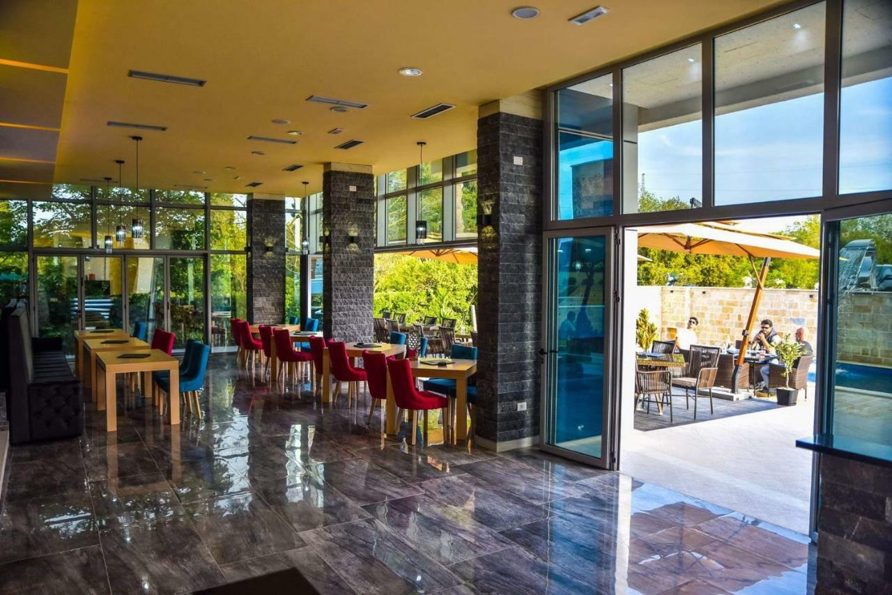 Crystal Apartments ウルツィニ エクステリア 写真